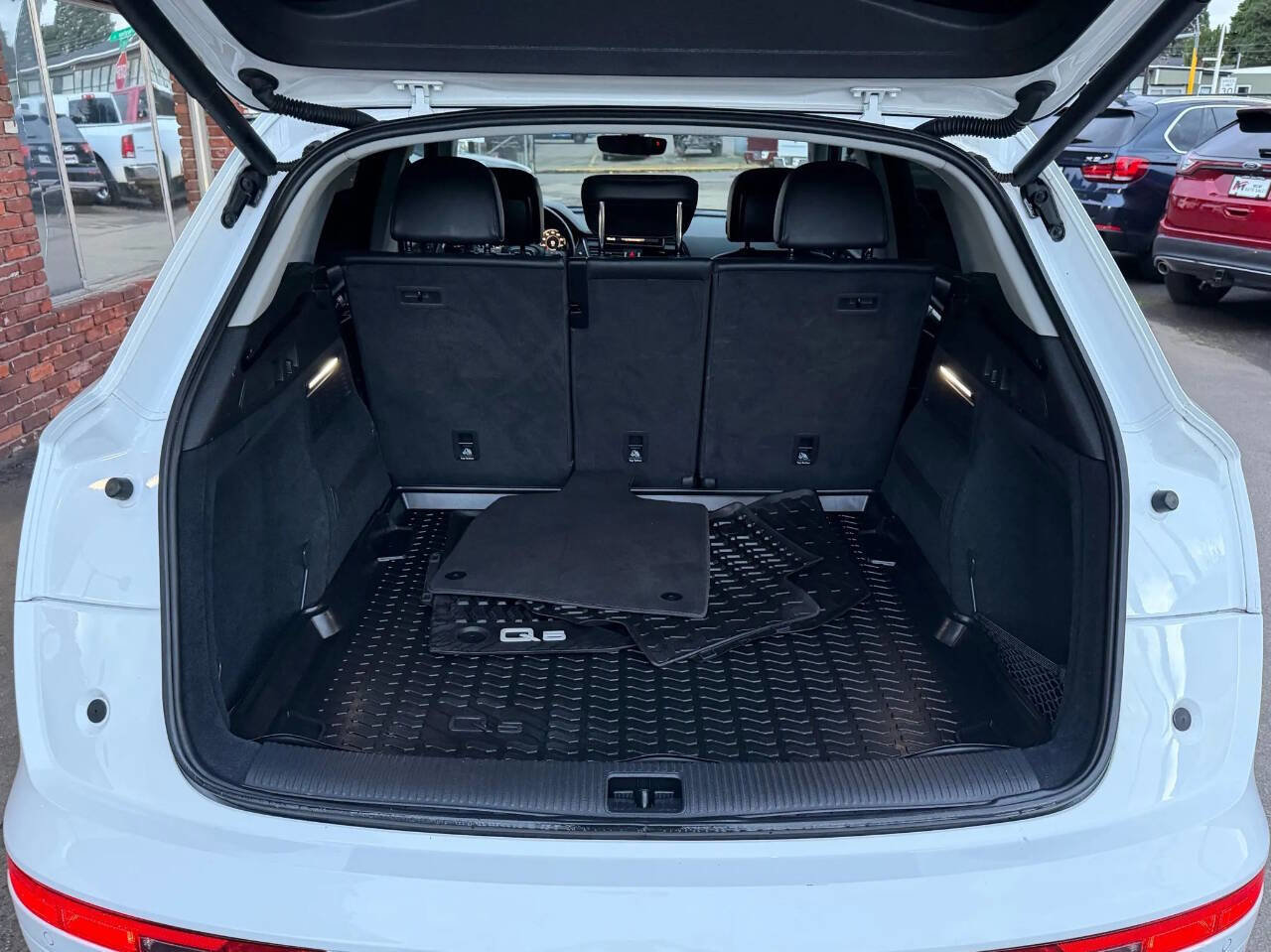 Used 2018 Audi Q5 2.0T Premium Plus w/ Premium Plus Package image 13