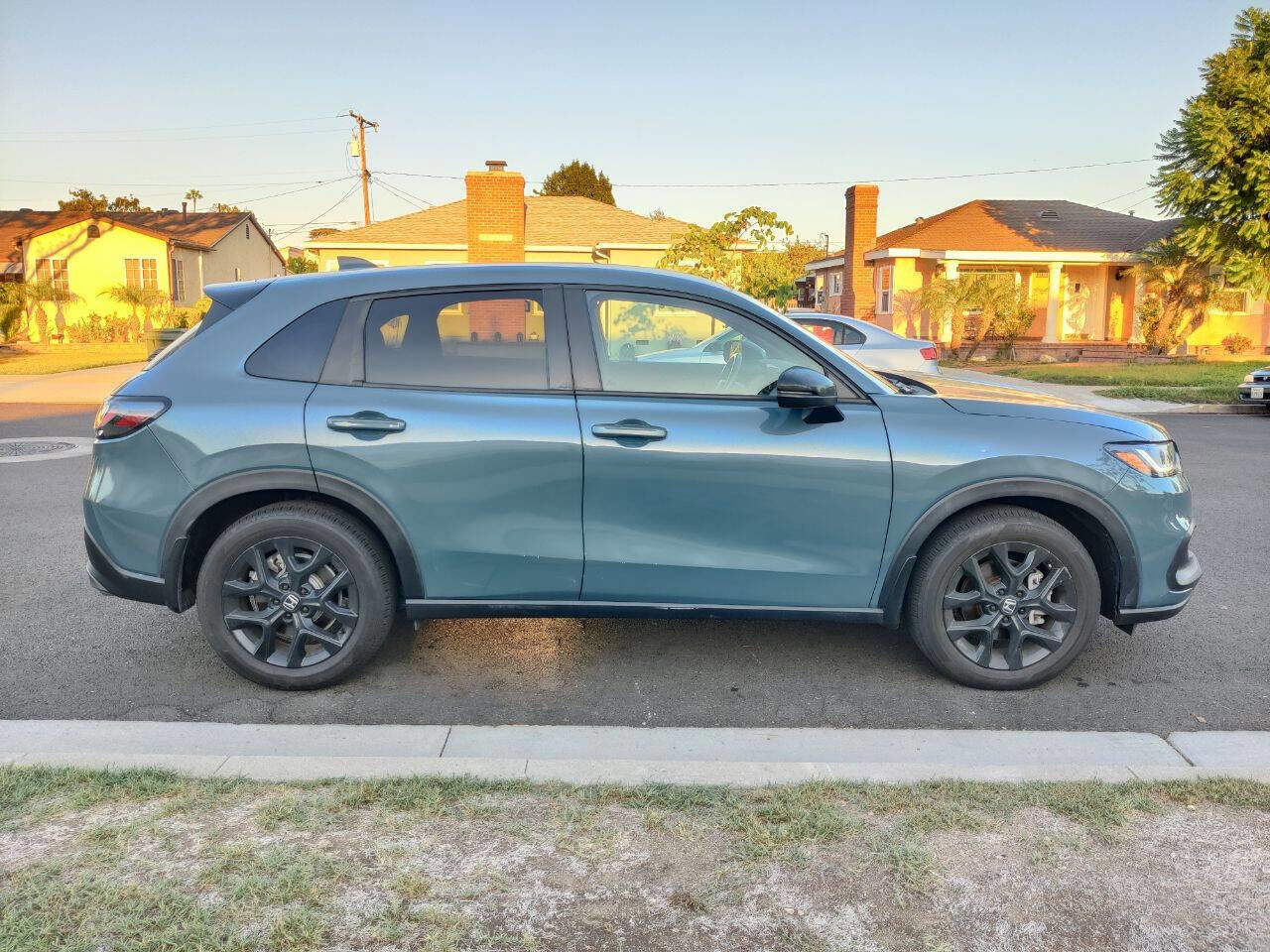 Used 2024 Honda HR-V Sport image 8