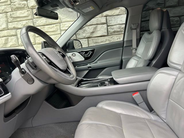 Used 2020 Lincoln Aviator Reserve w/ Equipment Group 202A AWD/4WD image 8