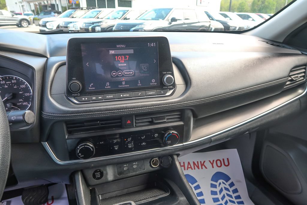Used 2024 Nissan Rogue S FWD image 21