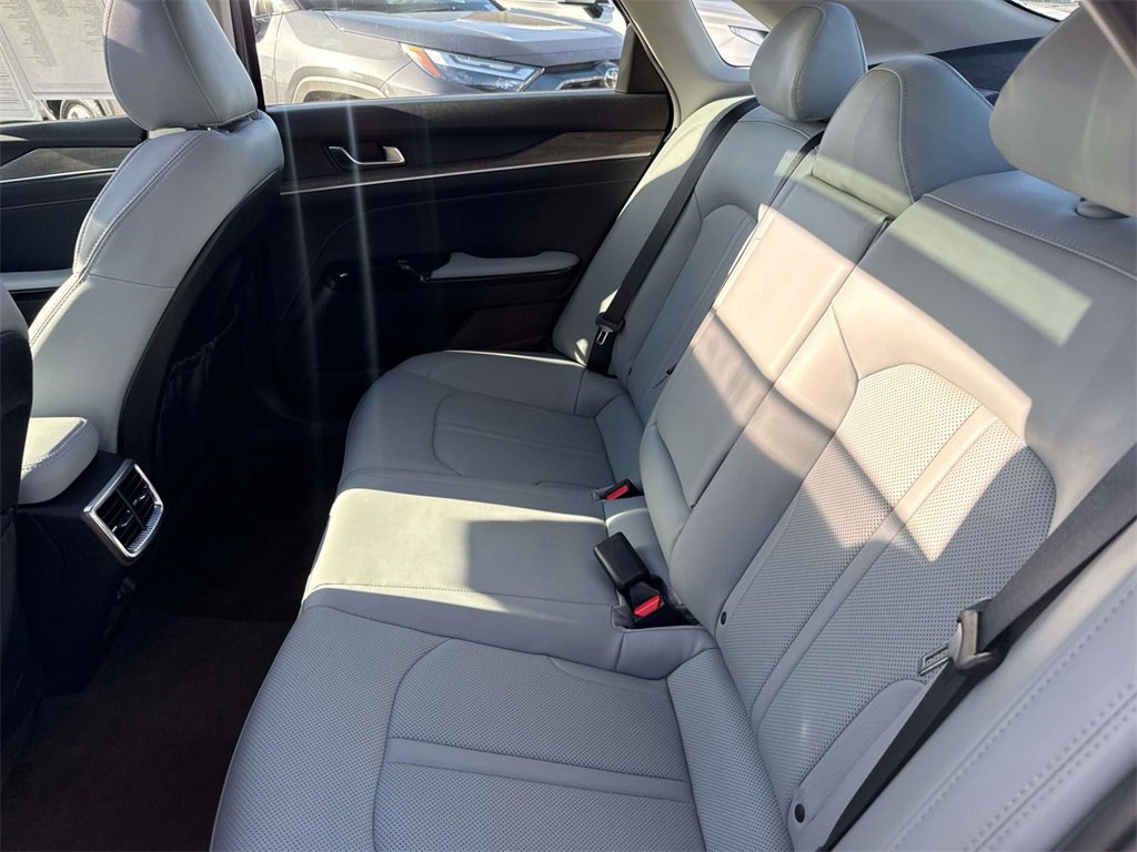 Used 2023 Kia K5 EX image 8