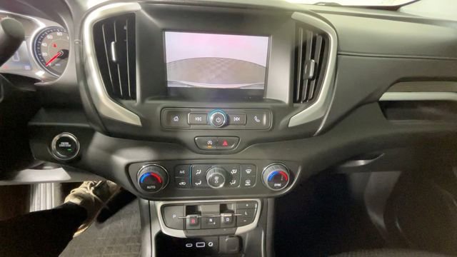 Used 2022 GMC Terrain SLE w/ Driver Convenience Package FWD image 31