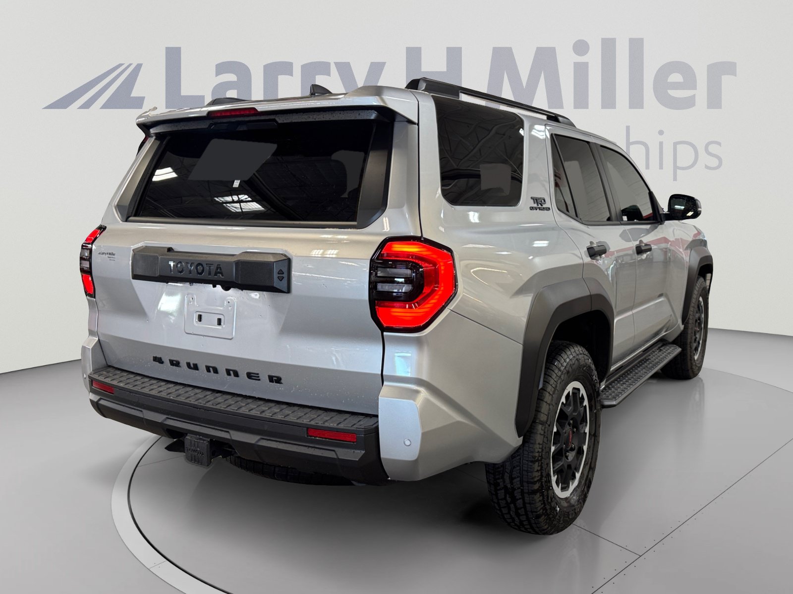Certified 2026 Toyota 4Runner TRD Off-Road Premium AWD/4WD image 5