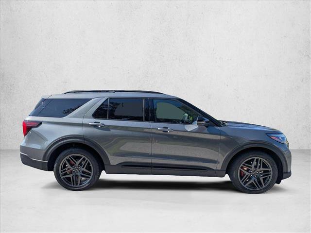 Used 2025 Ford Explorer ST w/ Sun And Sound Package AWD/4WD image 4