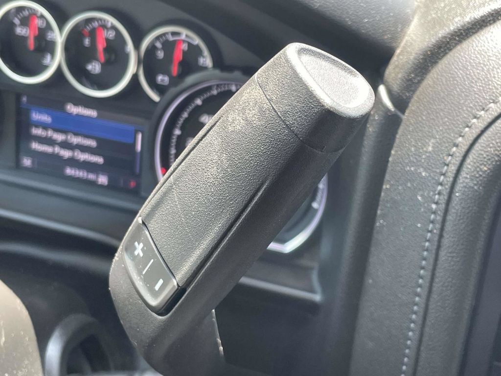 Used 2022 Chevrolet Silverado 1500 LT AWD/4WD image 32