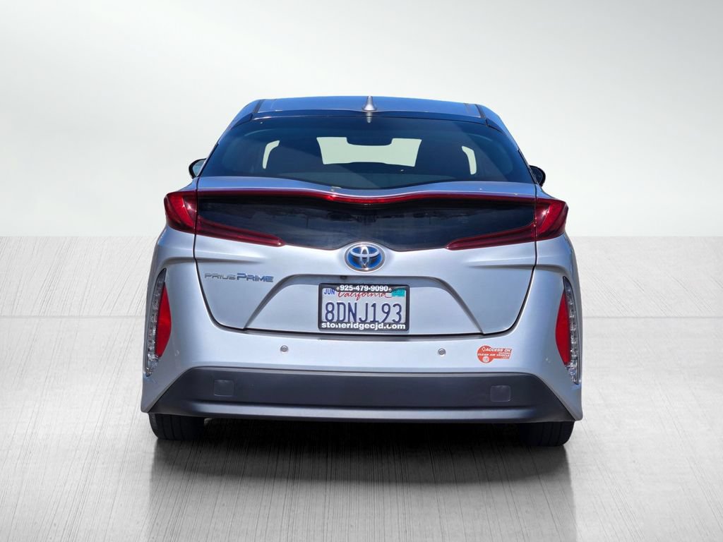 Used 2018 Toyota Prius Prime Advanced FWD image 6