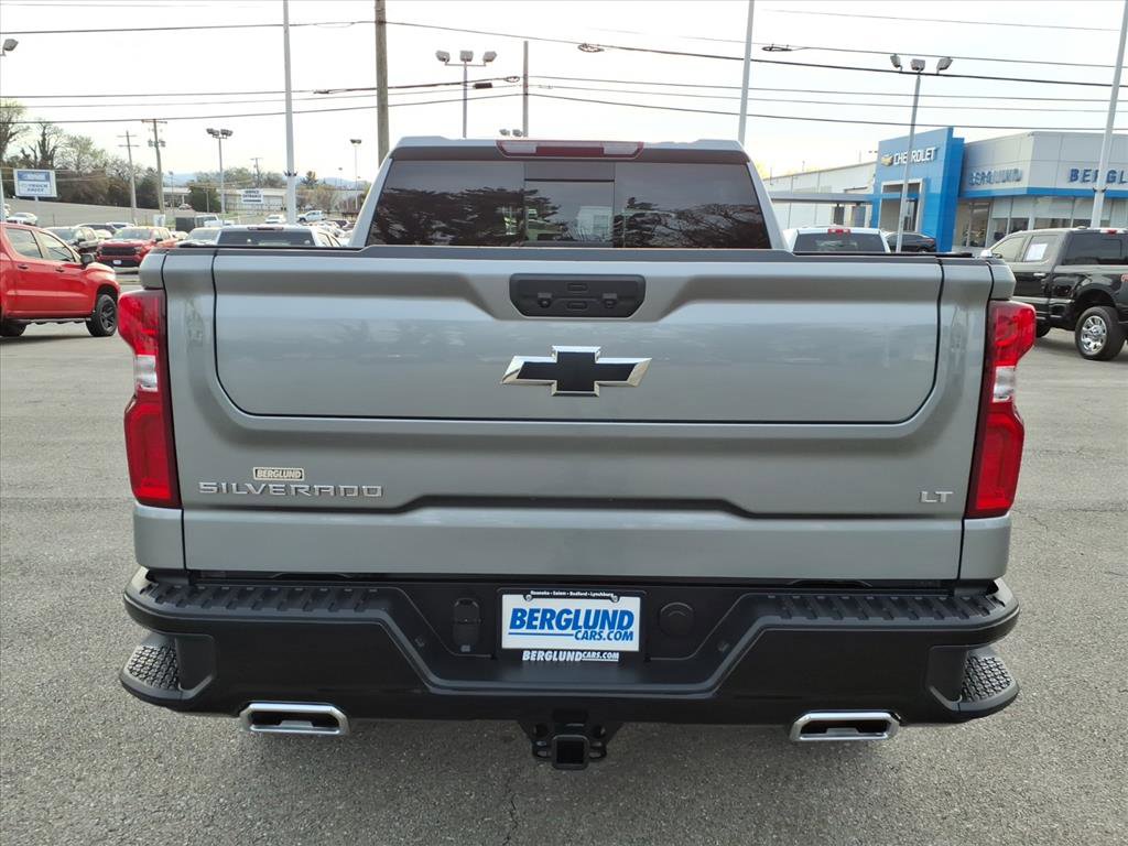 Used 2024 Chevrolet Silverado 1500 LT Trail Boss w/ Convenience Package II image 5