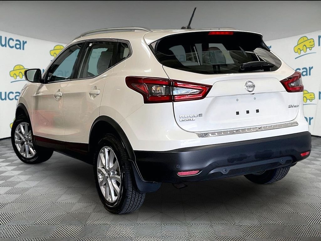 Used 2022 Nissan Rogue Sport SV AWD/4WD image 4