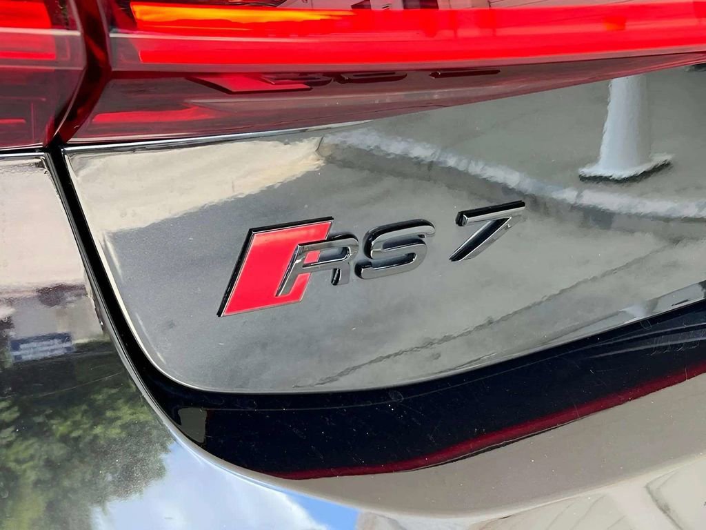 Used 2021 Audi RS 7 4.0T w/ Black Optic Package image 40