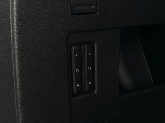 Used 2022 Lincoln Navigator Reserve image 11