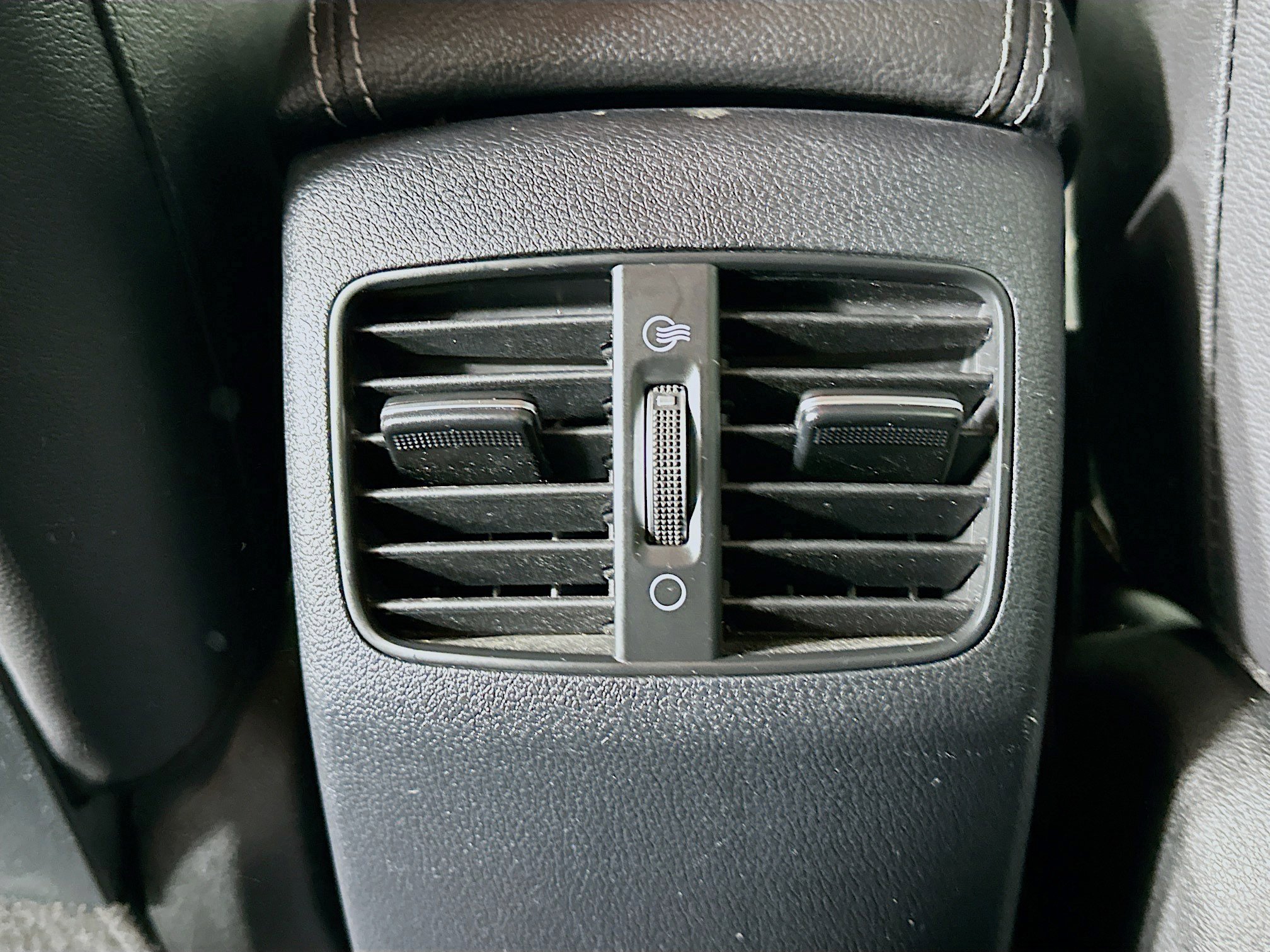 Used 2022 Kia Niro EX image 27