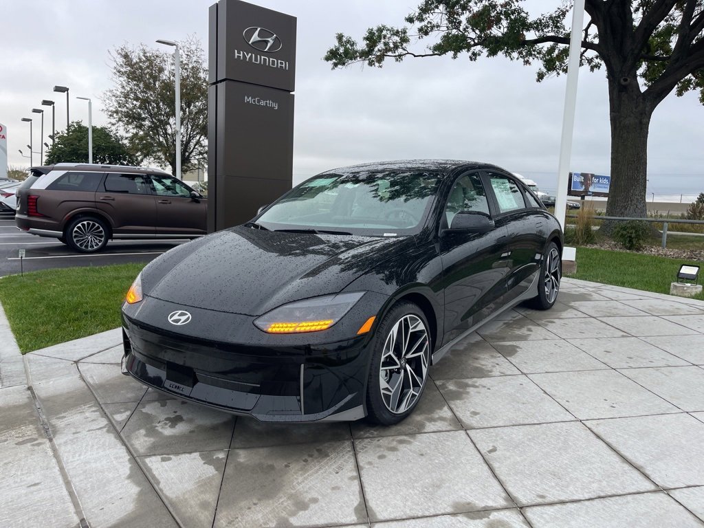 New 2025 Hyundai Ioniq 6 SEL