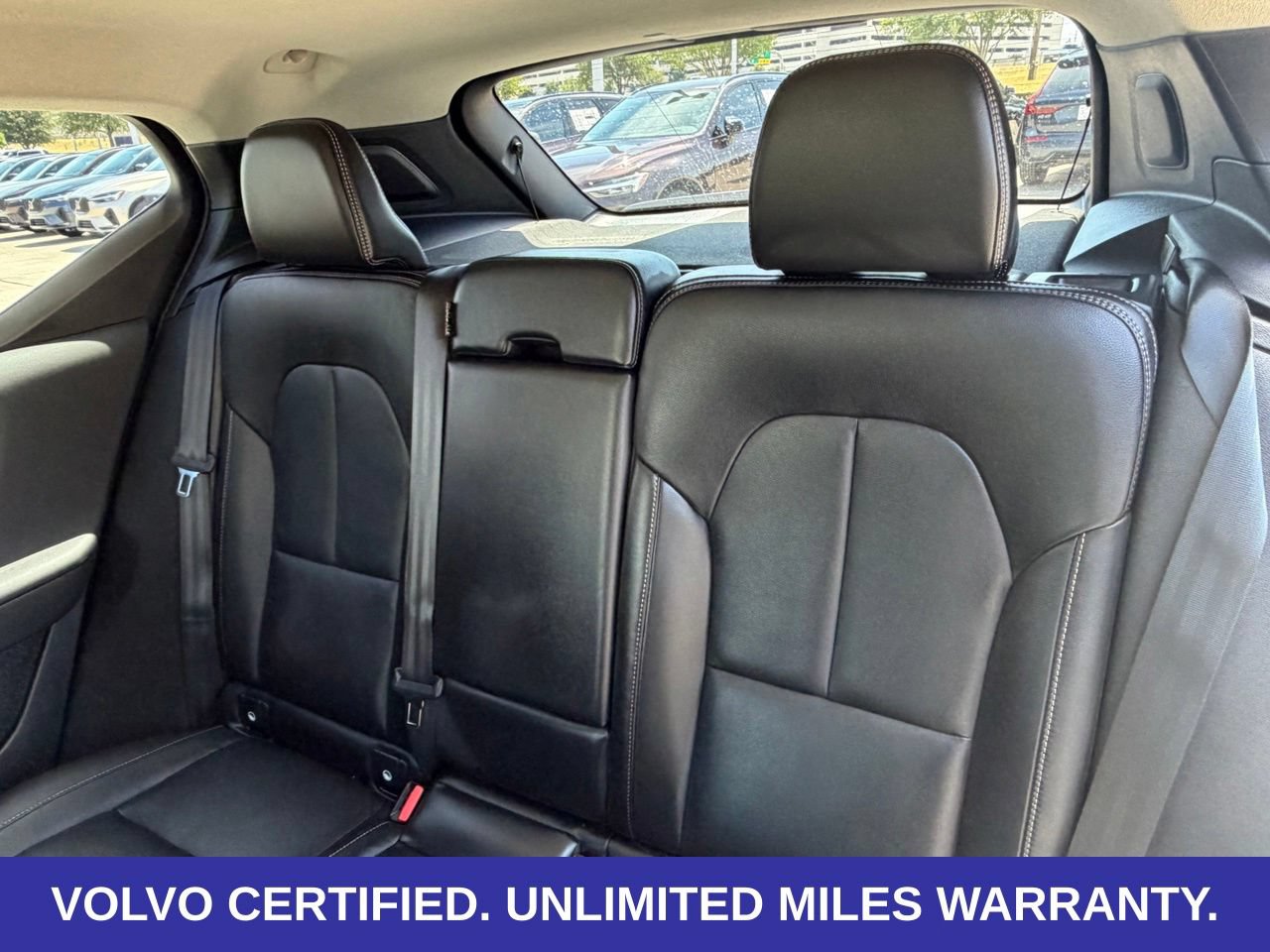 Certified 2026 Volvo XC40 B5 Plus AWD/4WD image 29