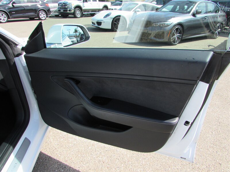 Used 2018 Tesla Model 3 Long Range AWD/4WD image 25