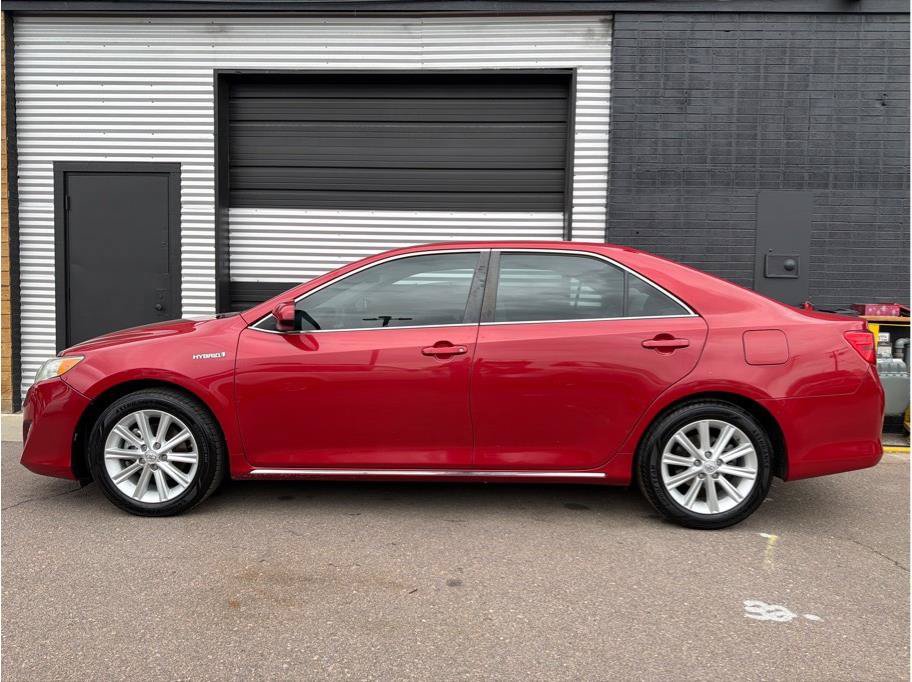 Used 2014 Toyota Camry XLE w/ Protection Package FWD image 6