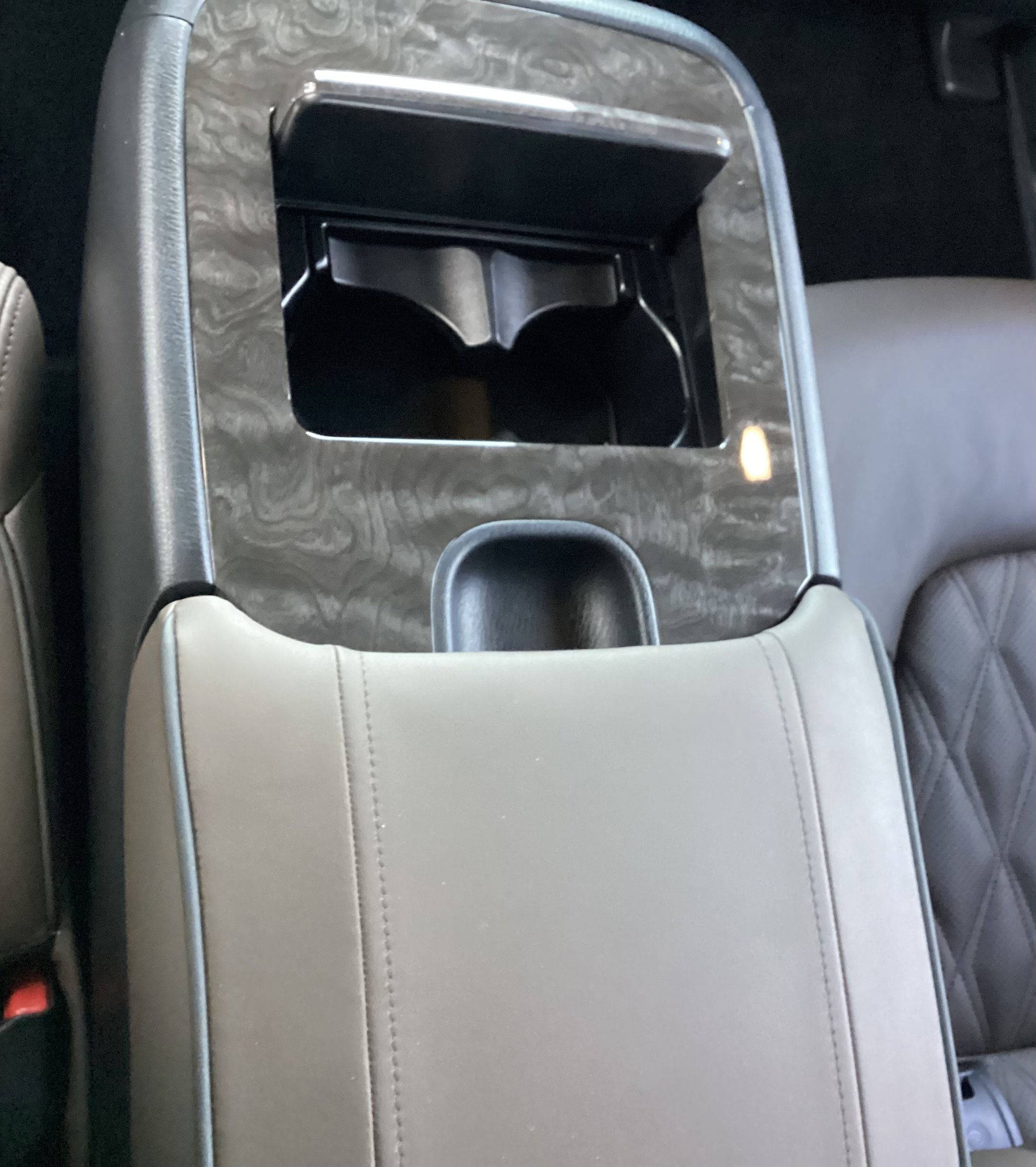 Used 2024 Nissan Armada Platinum w/ Captain's Chairs Package image 28