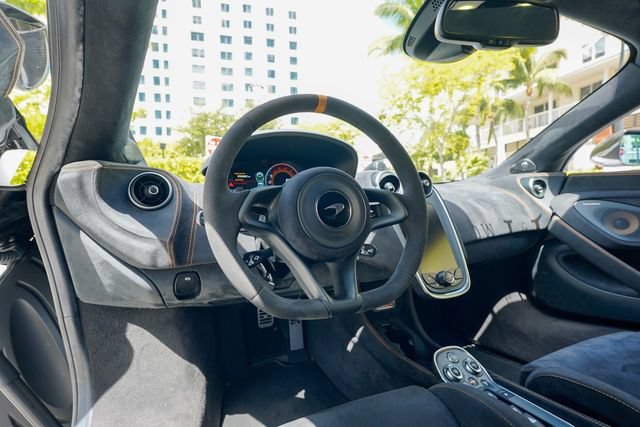 Used 2019 McLaren 600LT RWD image 69