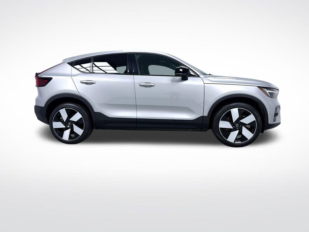 Used 2023 Volvo C40 P8 Recharge Ultimate w/ Protection Package Premier image 10