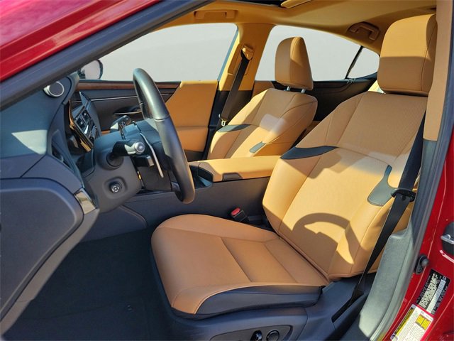 Used 2024 Lexus ES 350 w/ Premium Package image 10