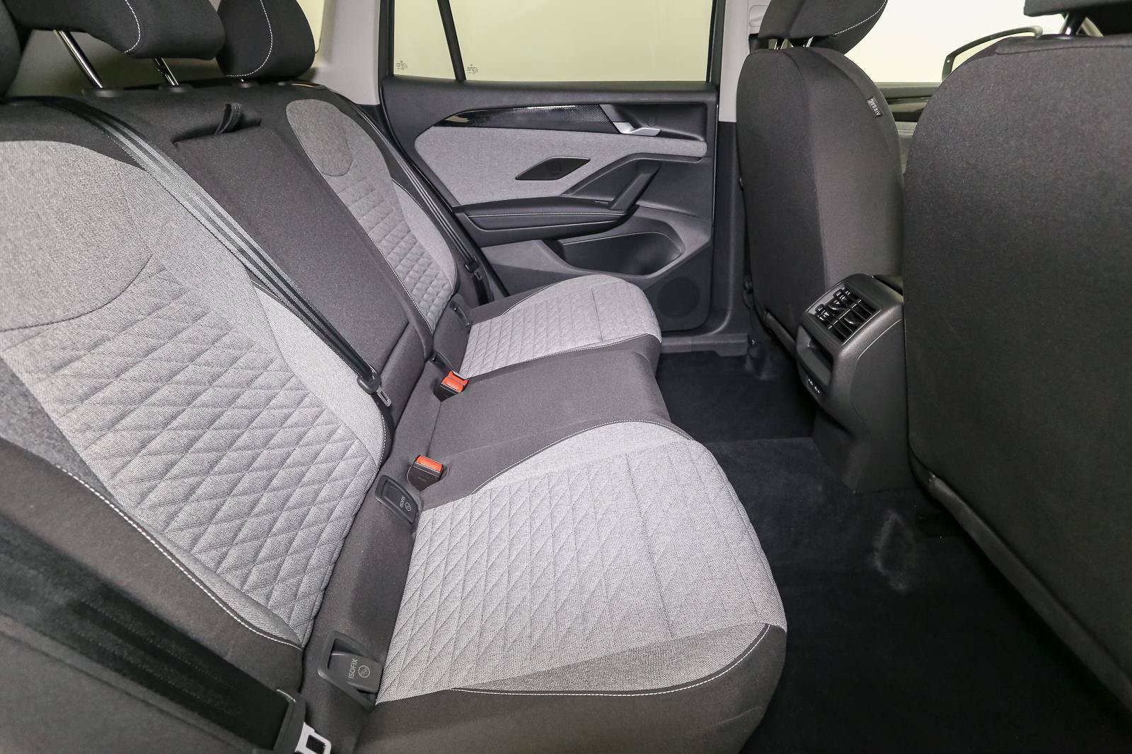Used 2025 Volkswagen Tiguan S w/ 18" Wheel Package AWD/4WD image 20