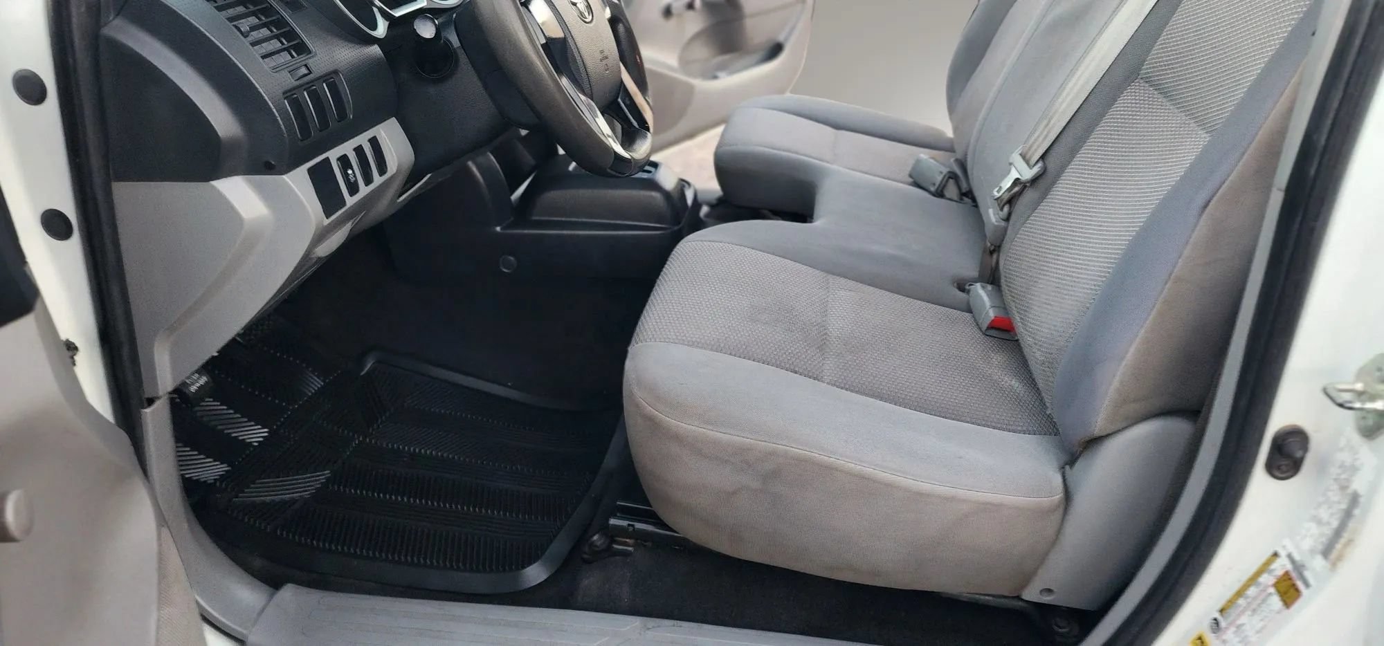 Used 2014 Toyota Tacoma 2WD Regular Cab image 15