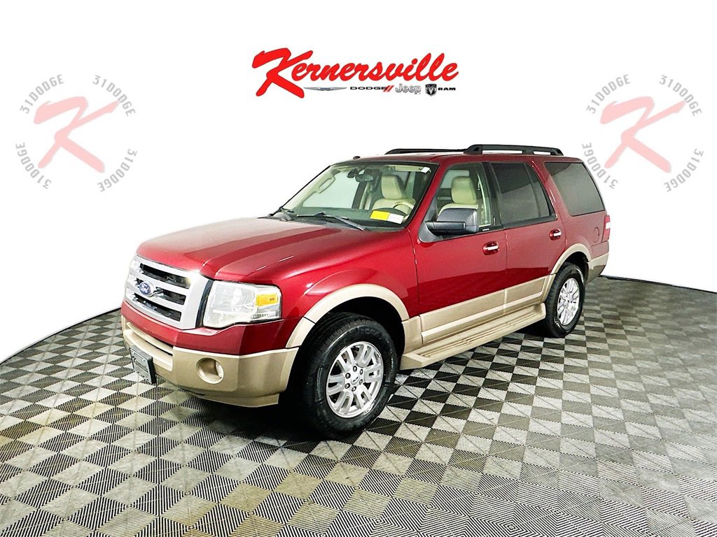 Used 2013 Ford Expedition XLT image 3