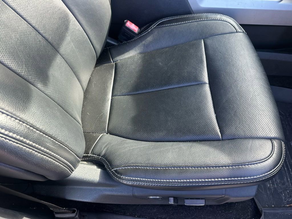 Used 2018 Ford F150 Lariat image 13