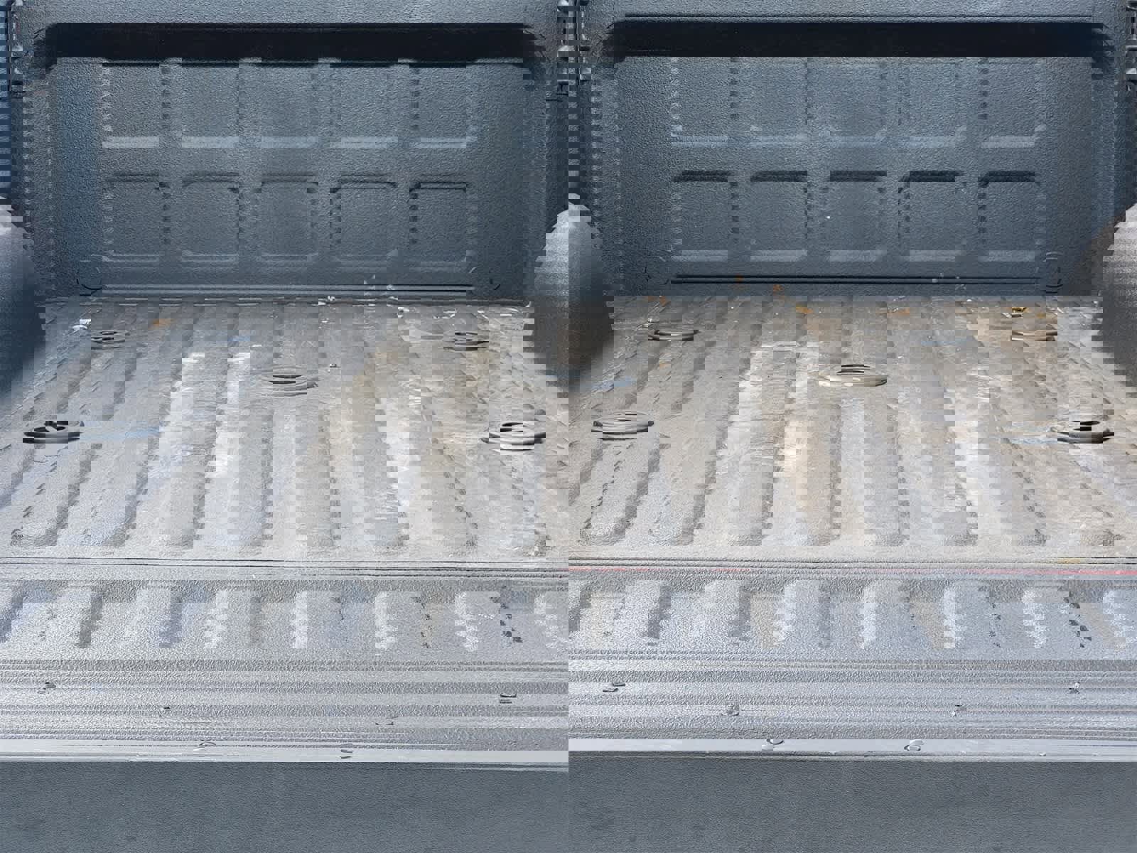 Used 2024 RAM 2500 Tradesman w/ Chrome Appearance Group image 31