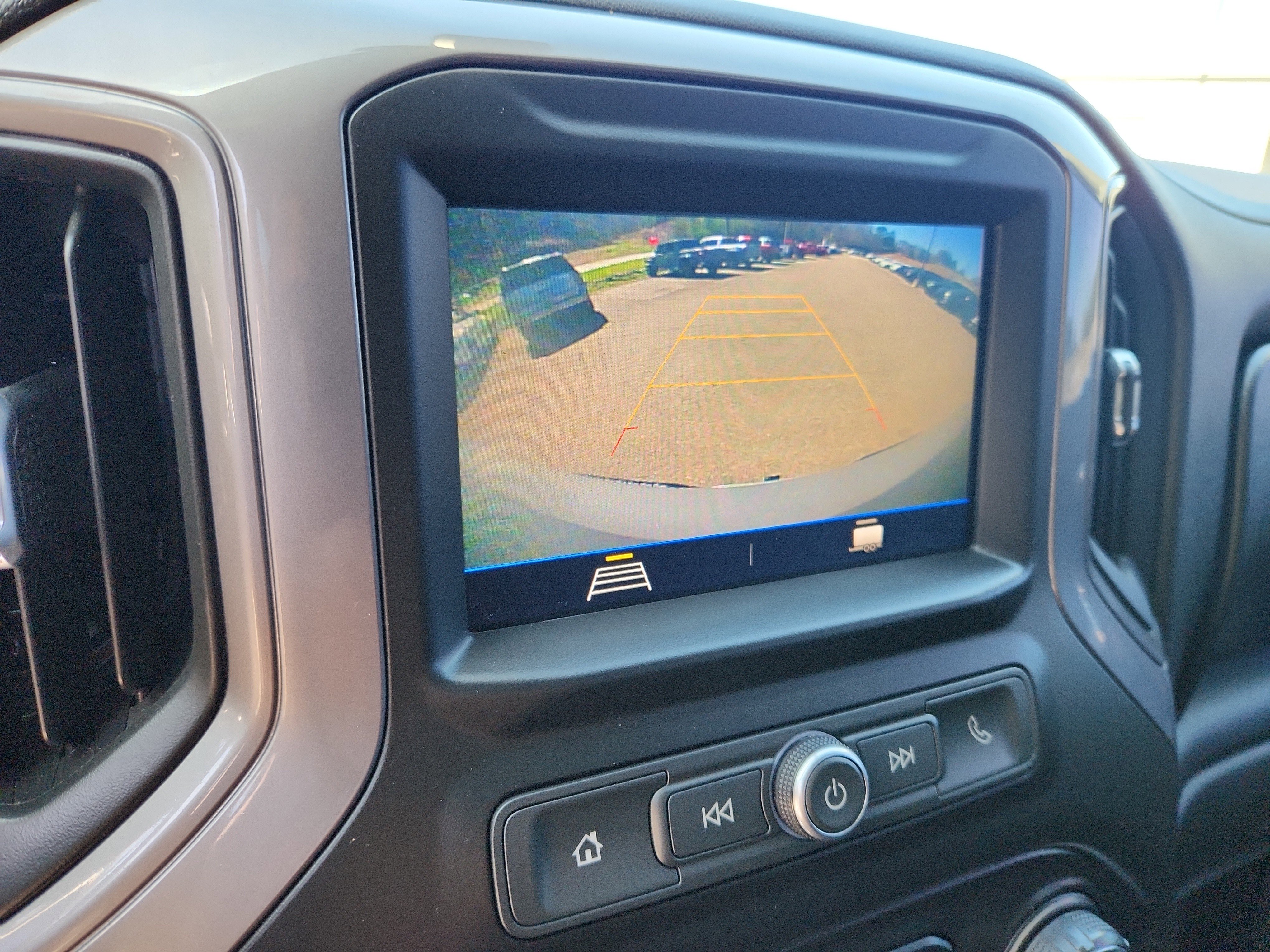 Used 2021 Chevrolet Silverado 1500 Custom image 22