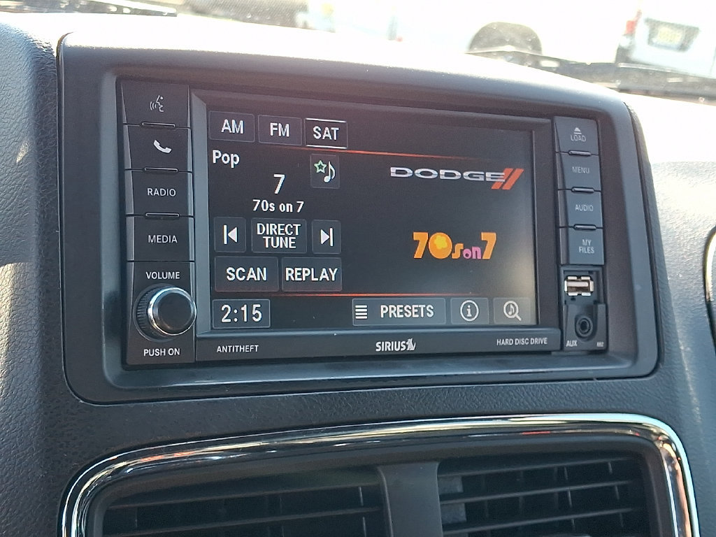Used 2019 Dodge Grand Caravan SXT w/ Blacktop Package FWD image 24