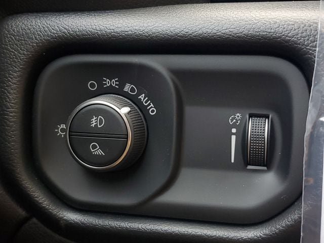 New 2026 RAM 5500 Tradesman AWD/4WD image 40