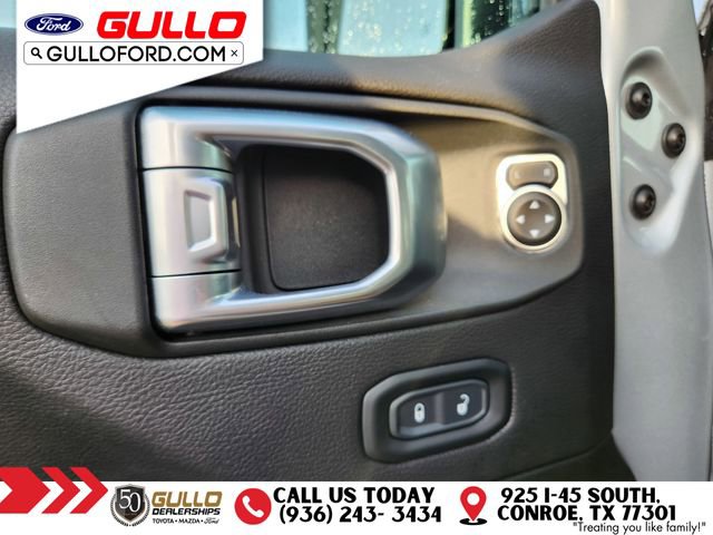 Used 2023 Jeep Wrangler Rubicon w/ Steel Bumper Group AWD/4WD image 18