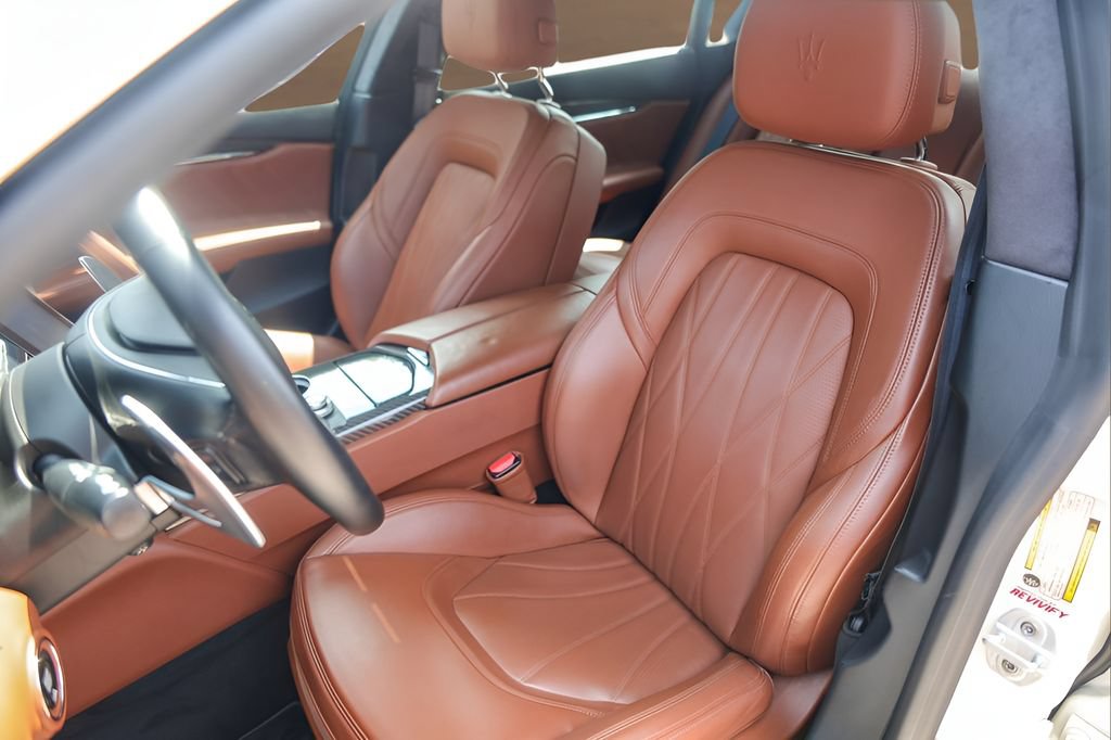 Used 2019 Maserati Quattroporte GTS GranLusso RWD image 7