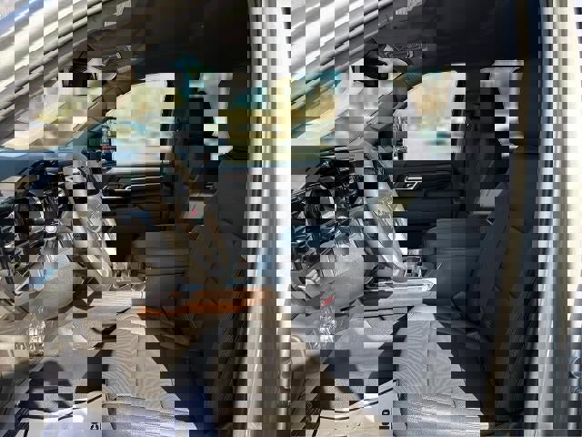 New 2026 GMC Sierra 2500 SLT w/ SLT Premium Package AWD/4WD image 11