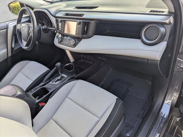 Used 2018 Toyota RAV4 XLE FWD image 21