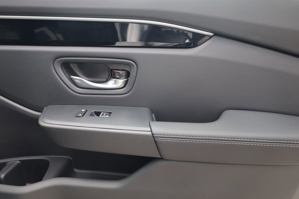 New 2025 Honda Pilot Touring image 34