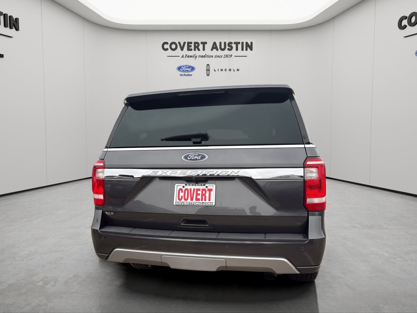 Certified 2021 Ford Expedition XLT RWD image 4
