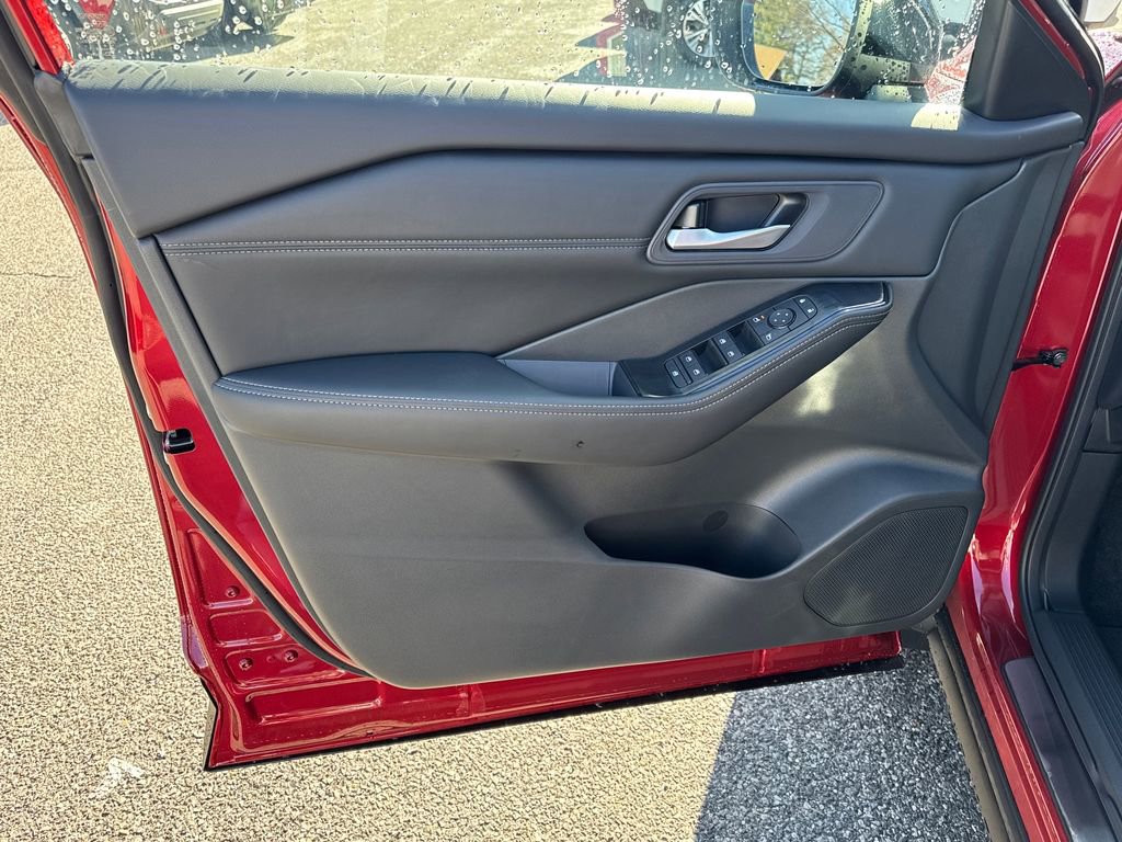 New 2026 Nissan Rogue SV image 11