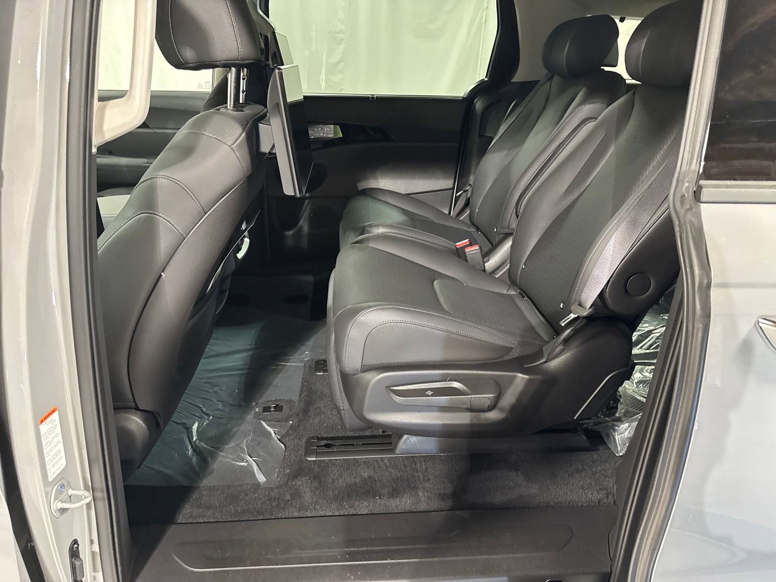 New 2026 Kia Carnival SX Prestige FWD image 5