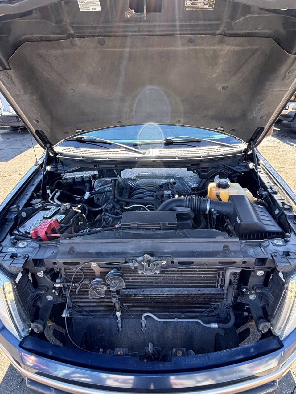 Used 2013 Ford F150 Lariat w/ Mid Equipment Group image 29