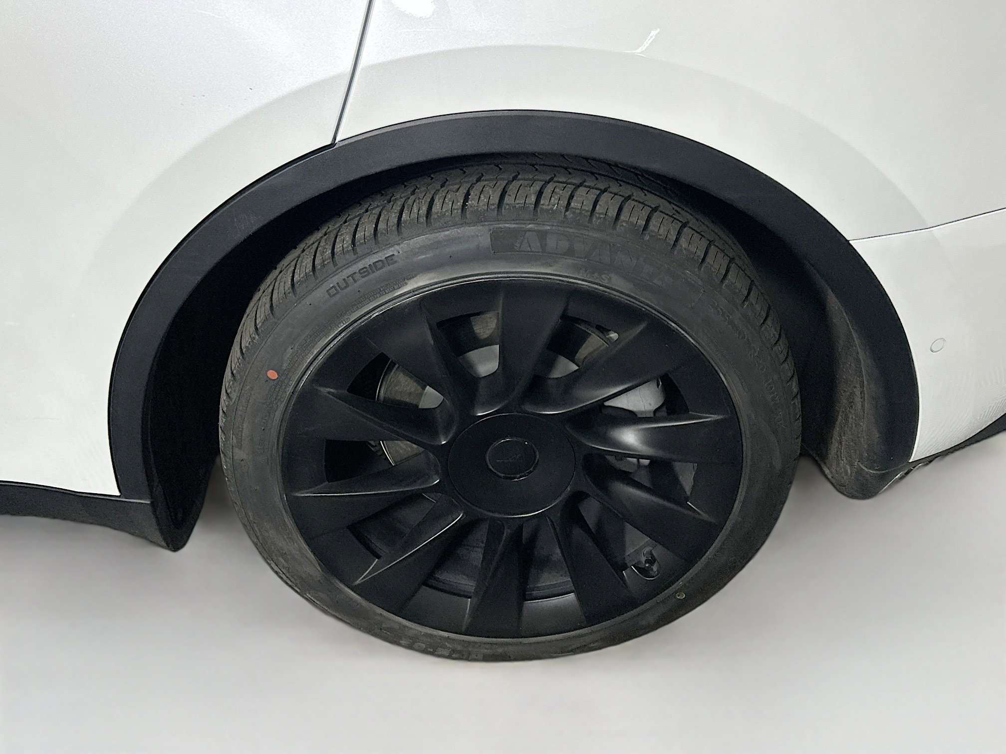 Used 2021 Tesla Model Y 2WD image 11
