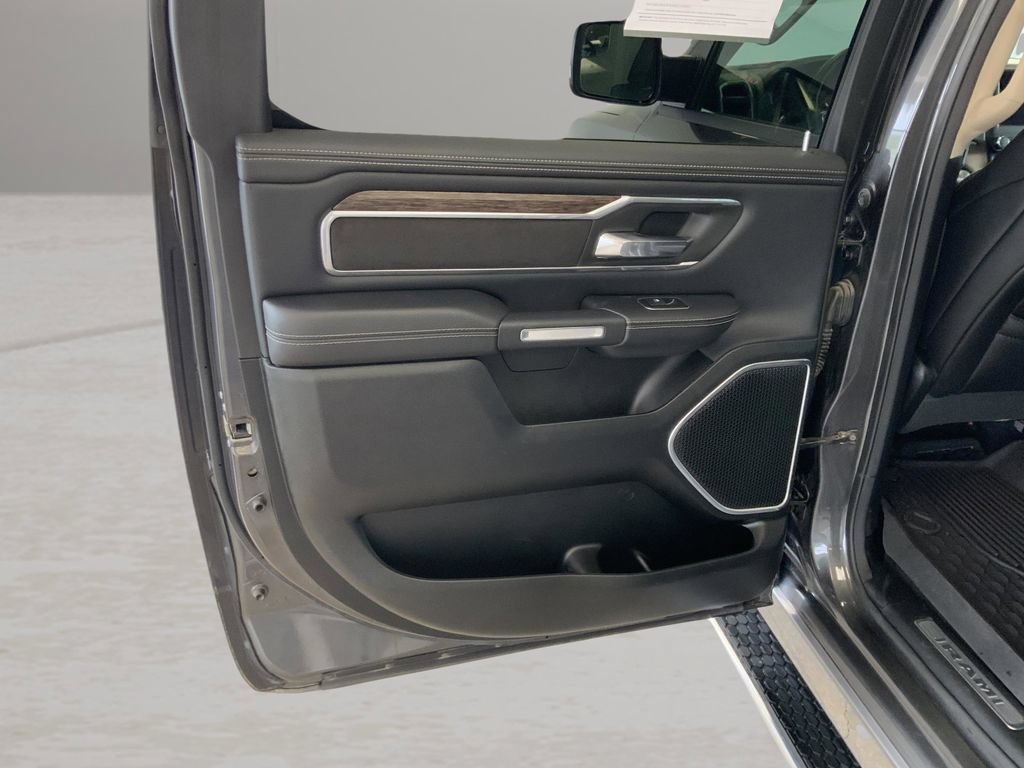 Used 2020 RAM 1500 Laramie AWD/4WD image 24