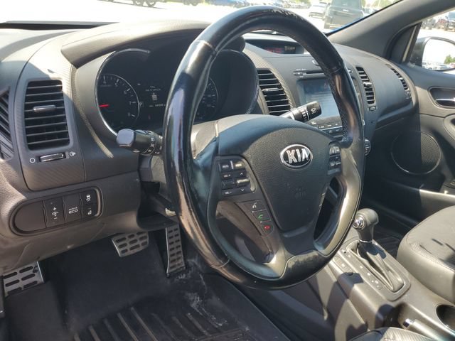 Used 2015 Kia Forte Koup SX w/ SX Premium Package FWD image 12