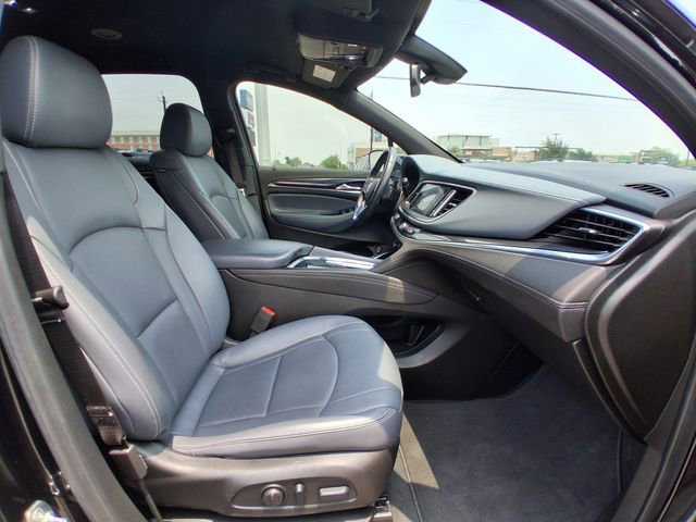 Used 2024 Buick Enclave Essence w/ Sport Touring Edition FWD image 15