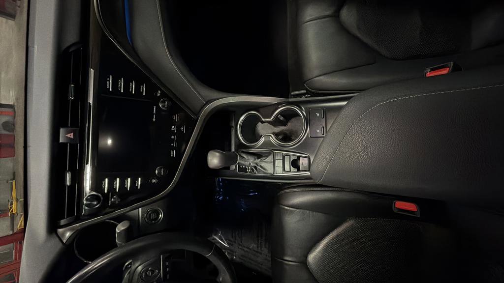 Used 2019 Toyota Camry XSE FWD image 19