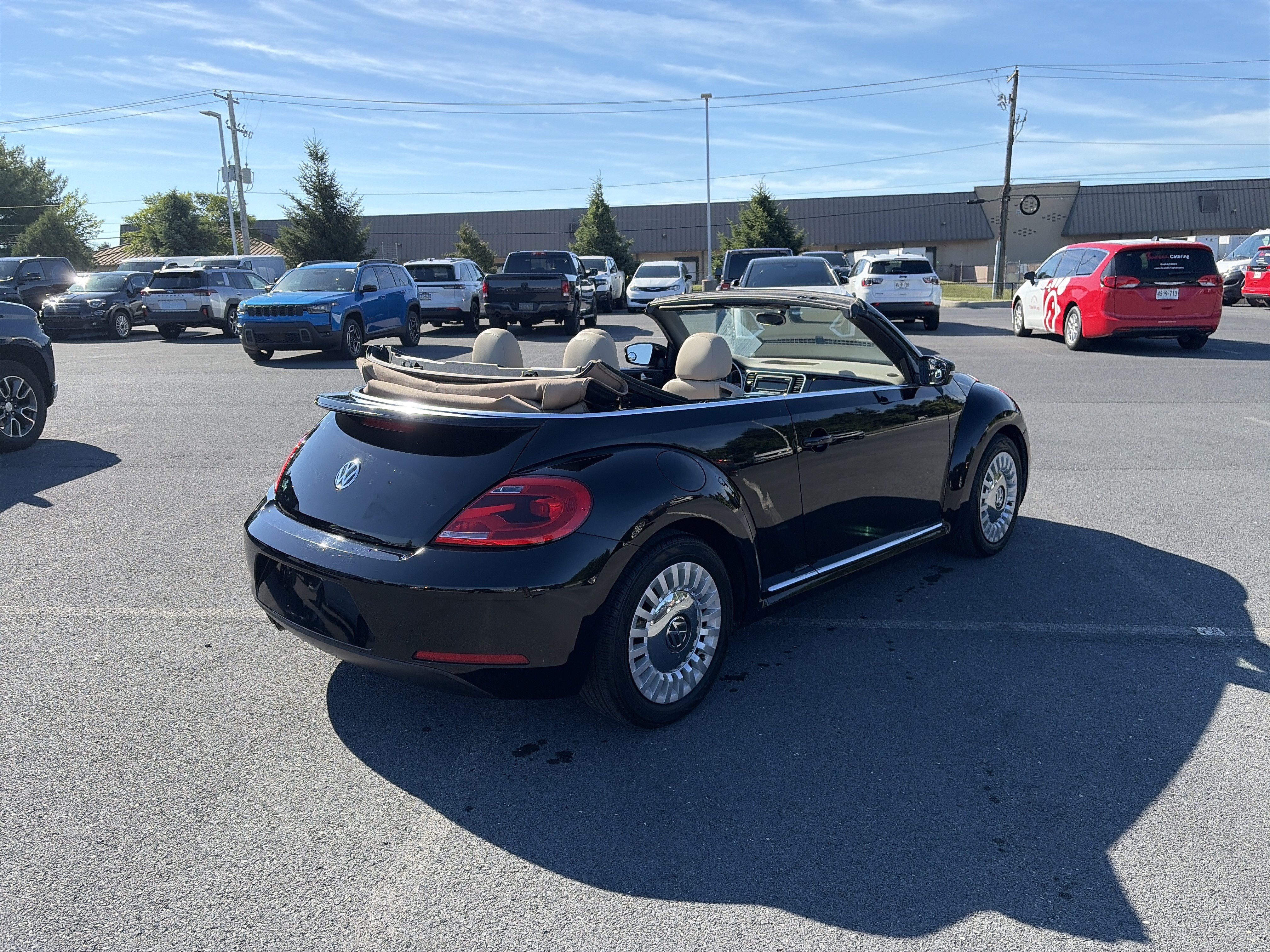 Used 2013 Volkswagen Beetle 2.5 FWD image 5