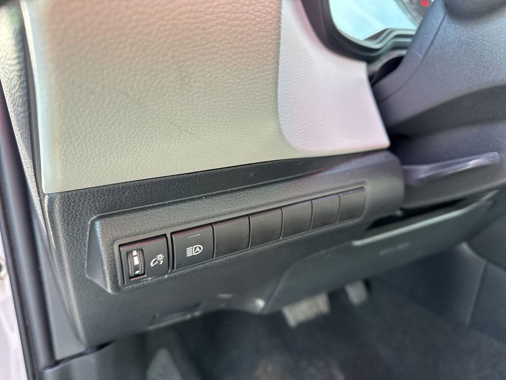Certified 2024 Toyota Corolla LE image 19