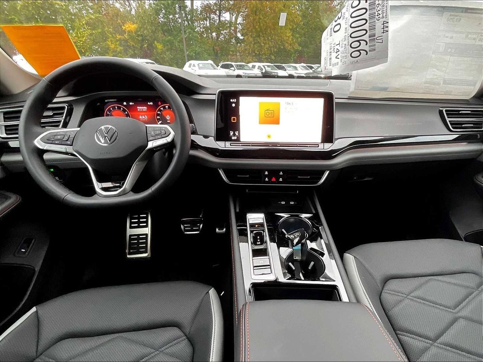 New 2026 Volkswagen Atlas Peak Edition AWD/4WD image 12
