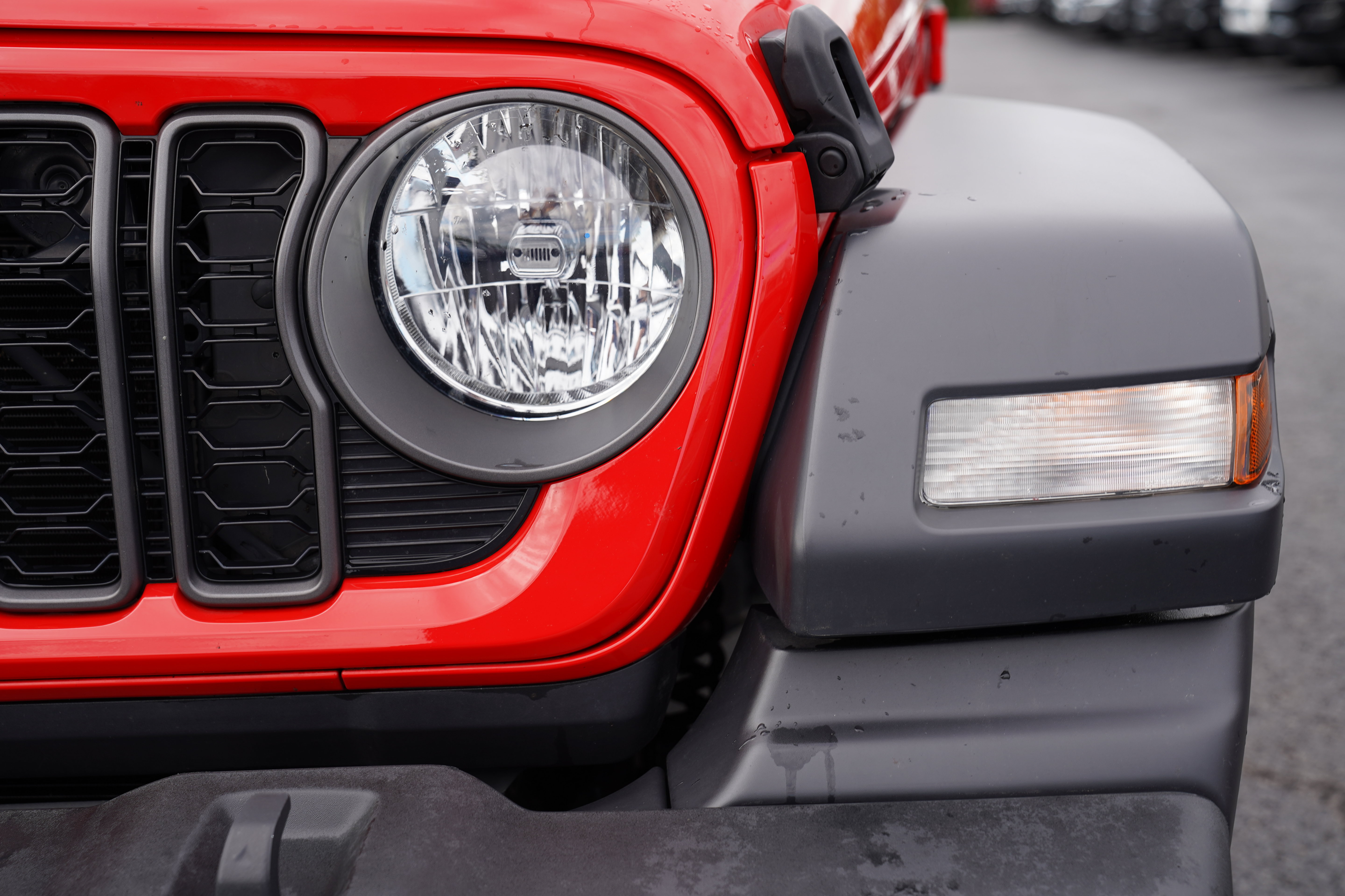 Used 2024 Jeep Wrangler Unlimited Sport AWD/4WD image 13