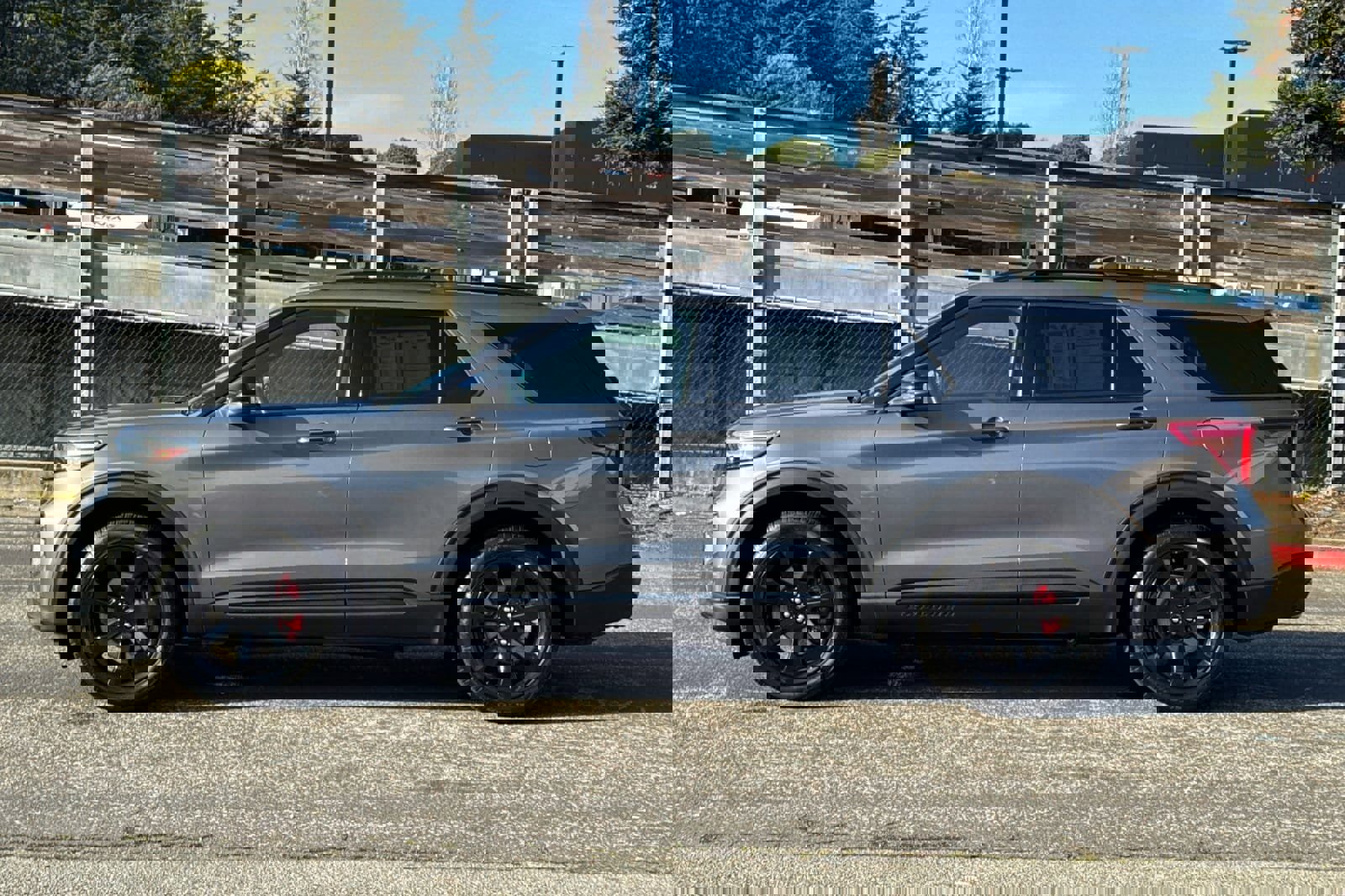 Certified 2022 Ford Explorer ST w/ Equipment Group 401A image 7